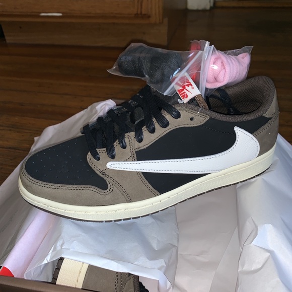 Travis Scott 1 lows - Picture 1 of 8
